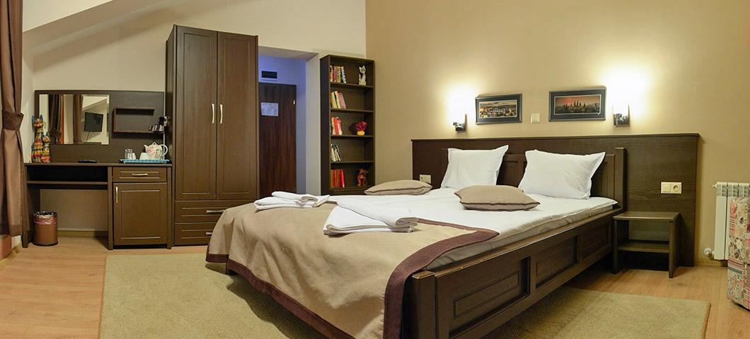 Family Hotel Balkanci Uzana Ngoại thất bức ảnh